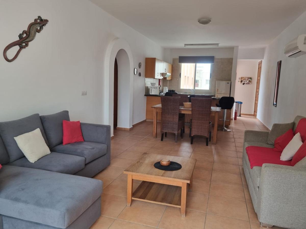 Paphos Holiday Home Extérieur photo