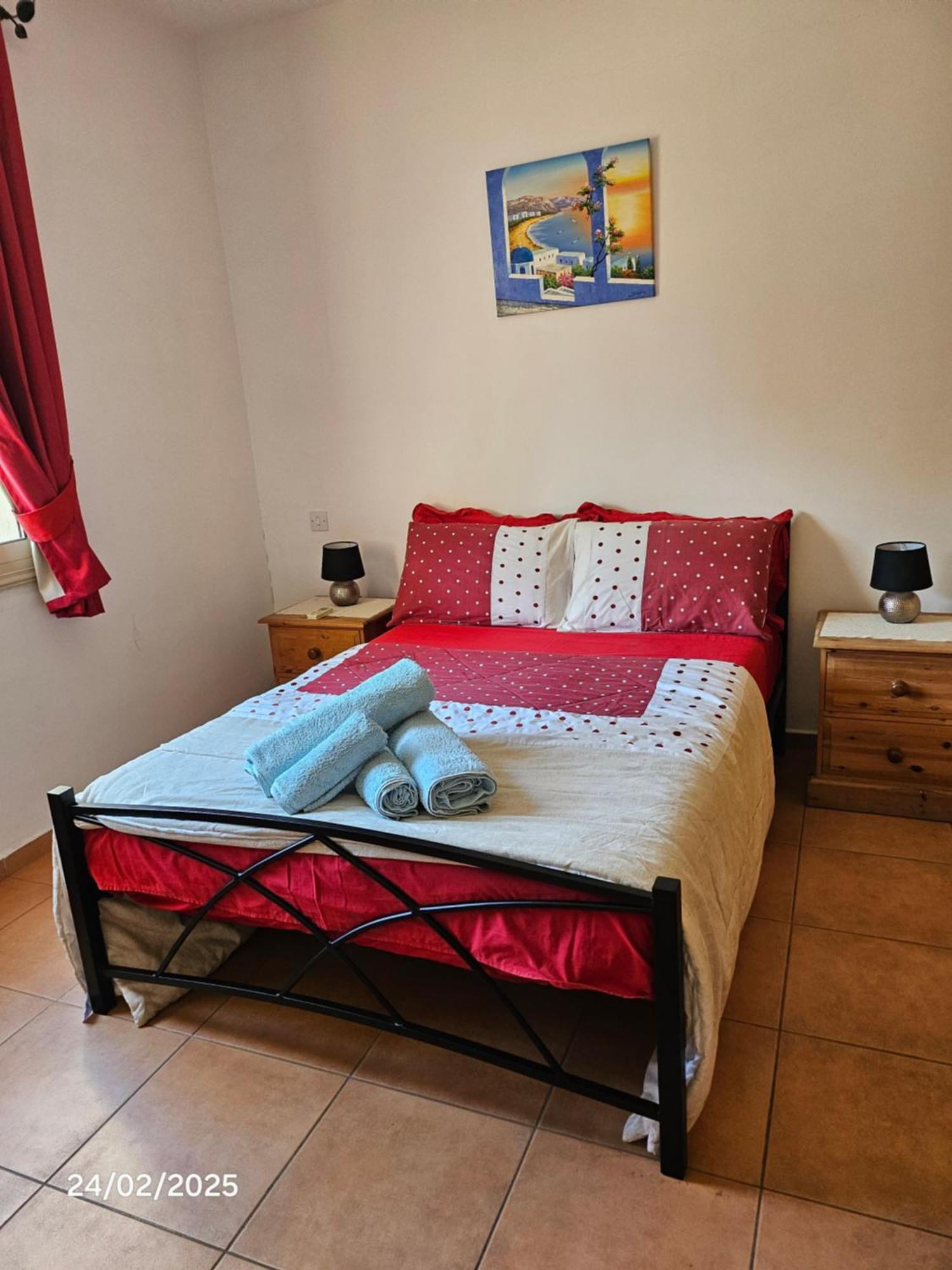 Paphos Holiday Home Extérieur photo